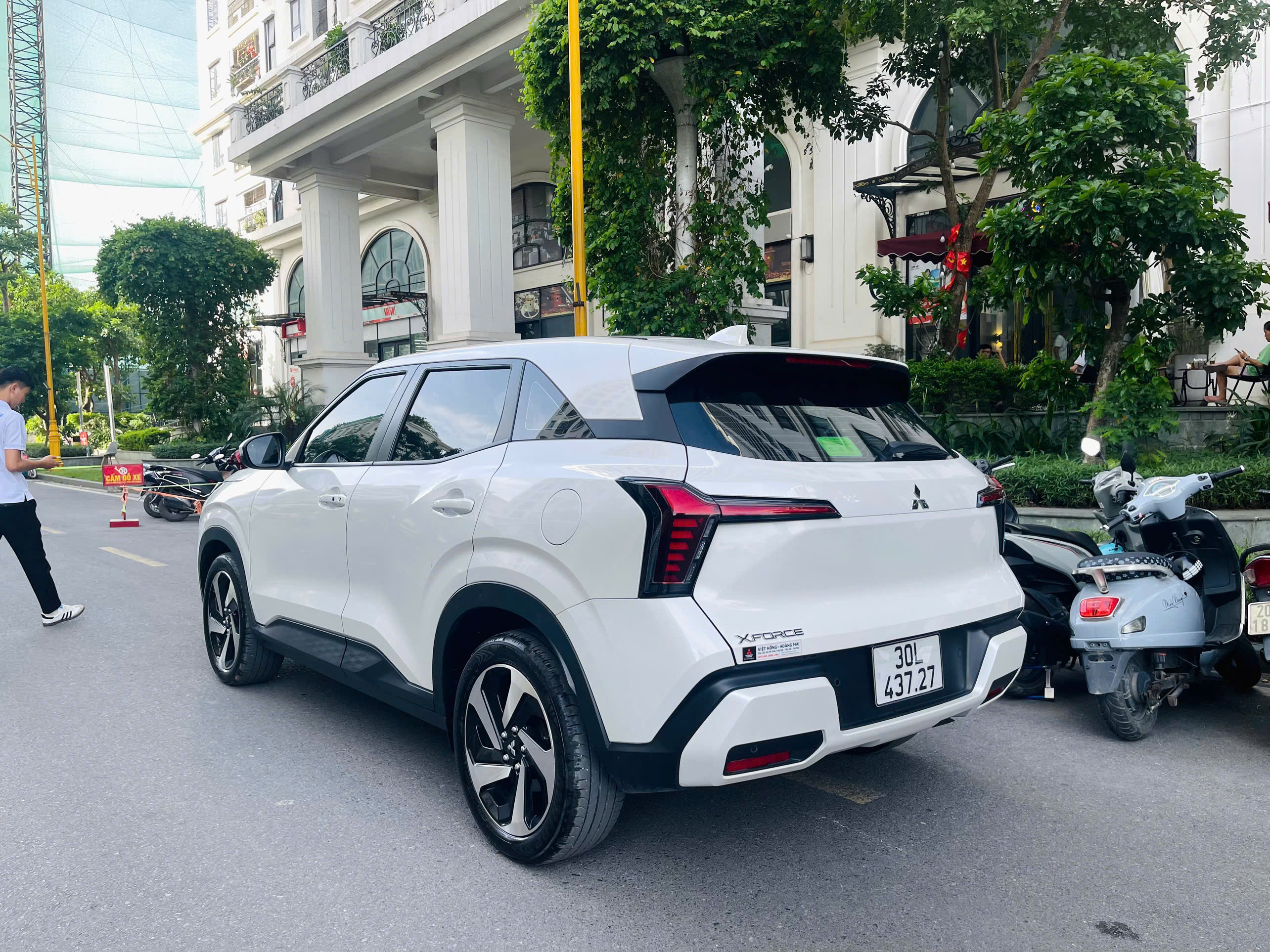 mitsubishi xforce pre 2024 trang -585 trieu