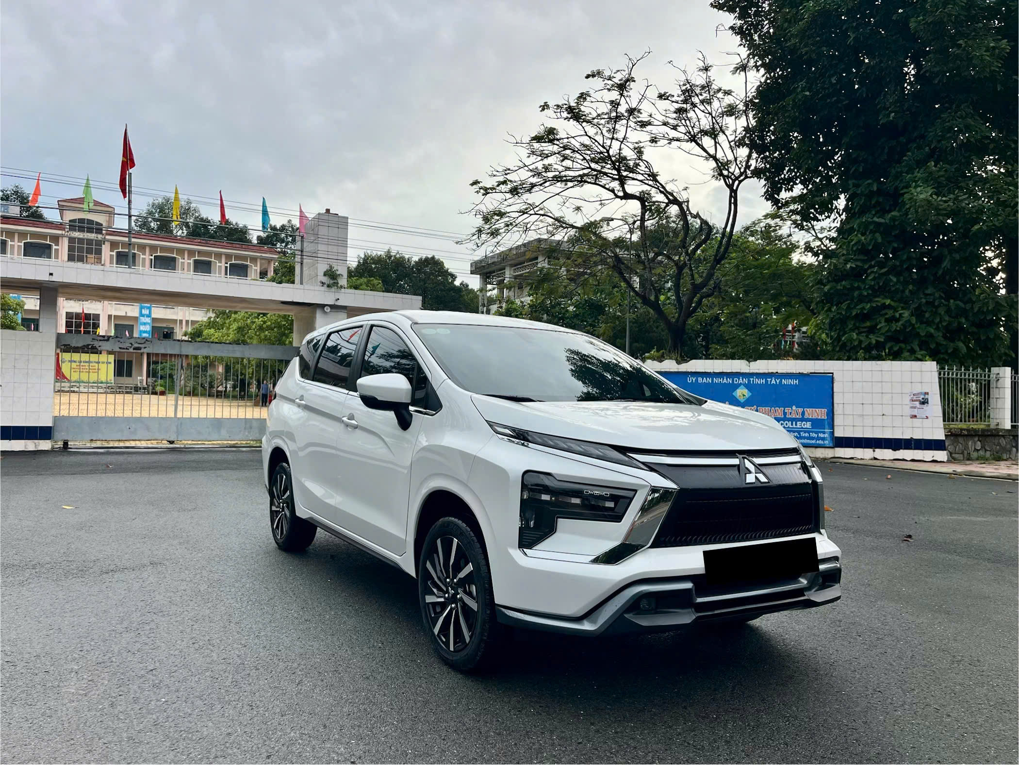 mitsubishi xpander glp fl