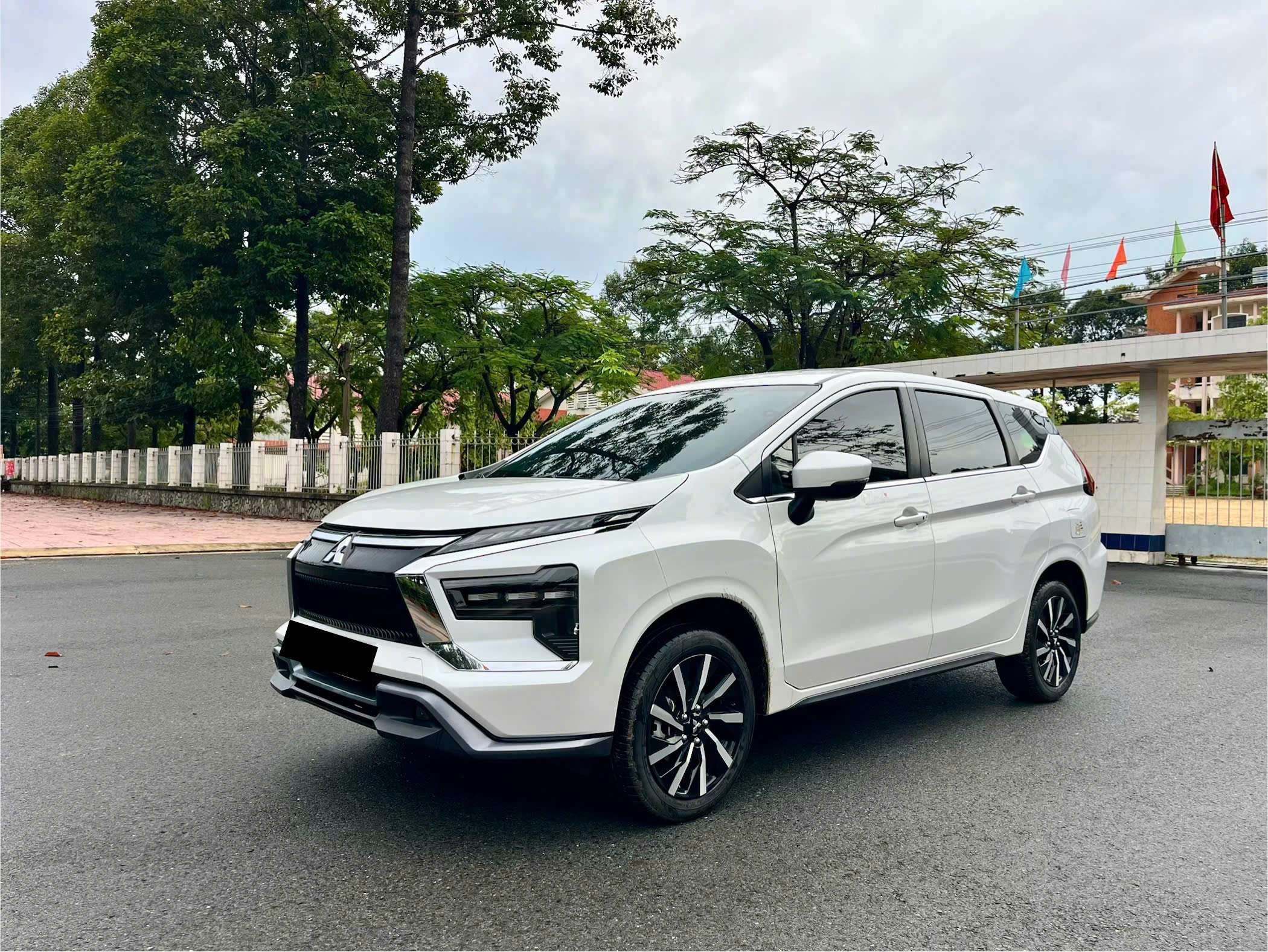 mitsubishi xpander glp fl