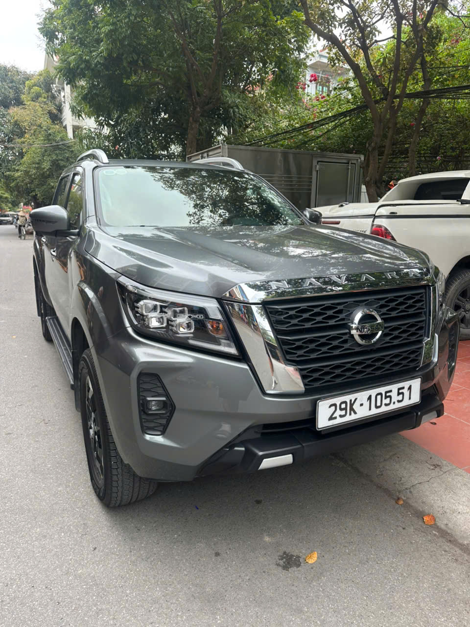 nissan 4x4 2023 dang ki 2024 xe moi chay 9000 km.