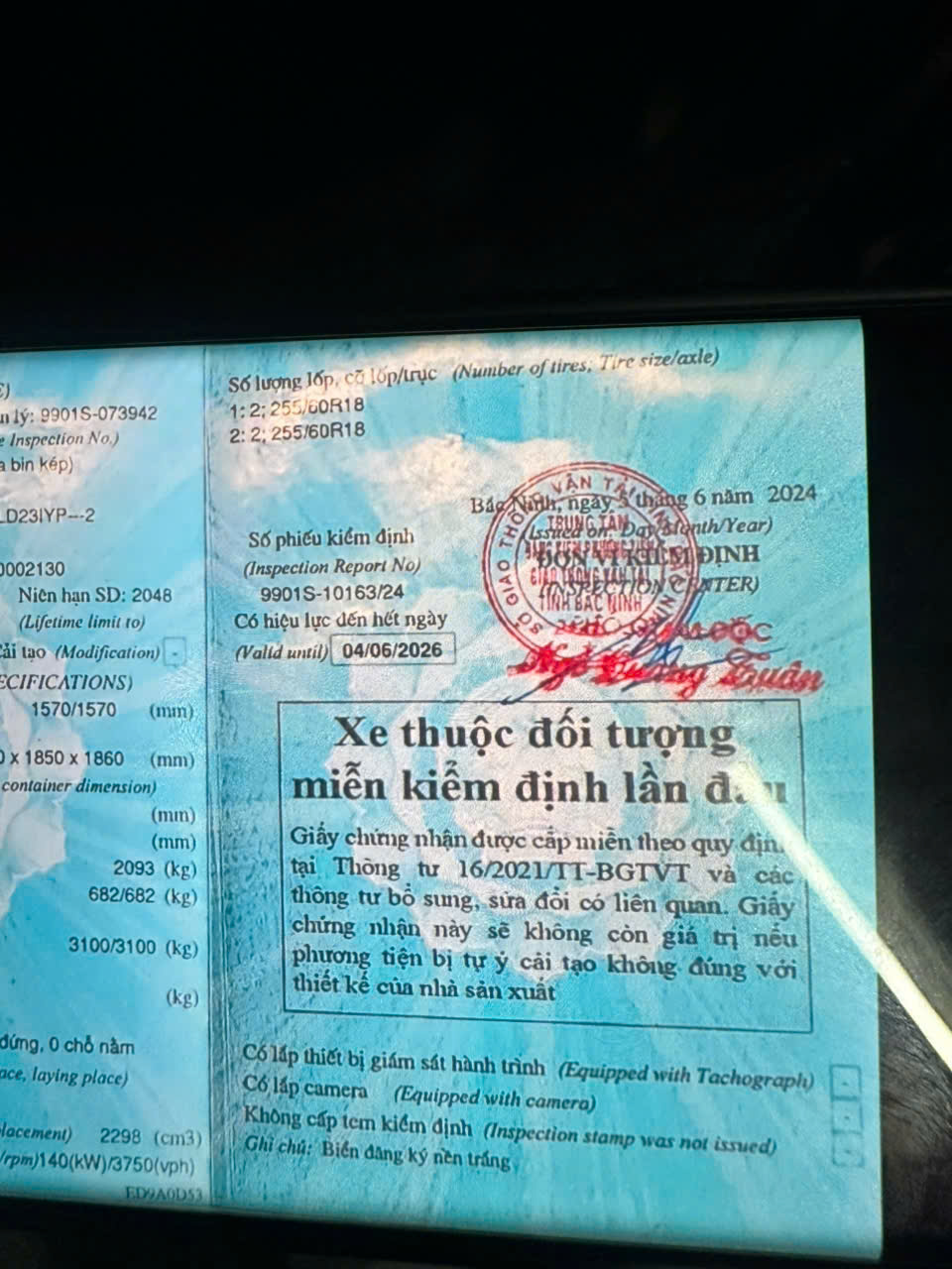 nissan 4x4 2023 dang ki 2024 xe moi chay 9000 km.