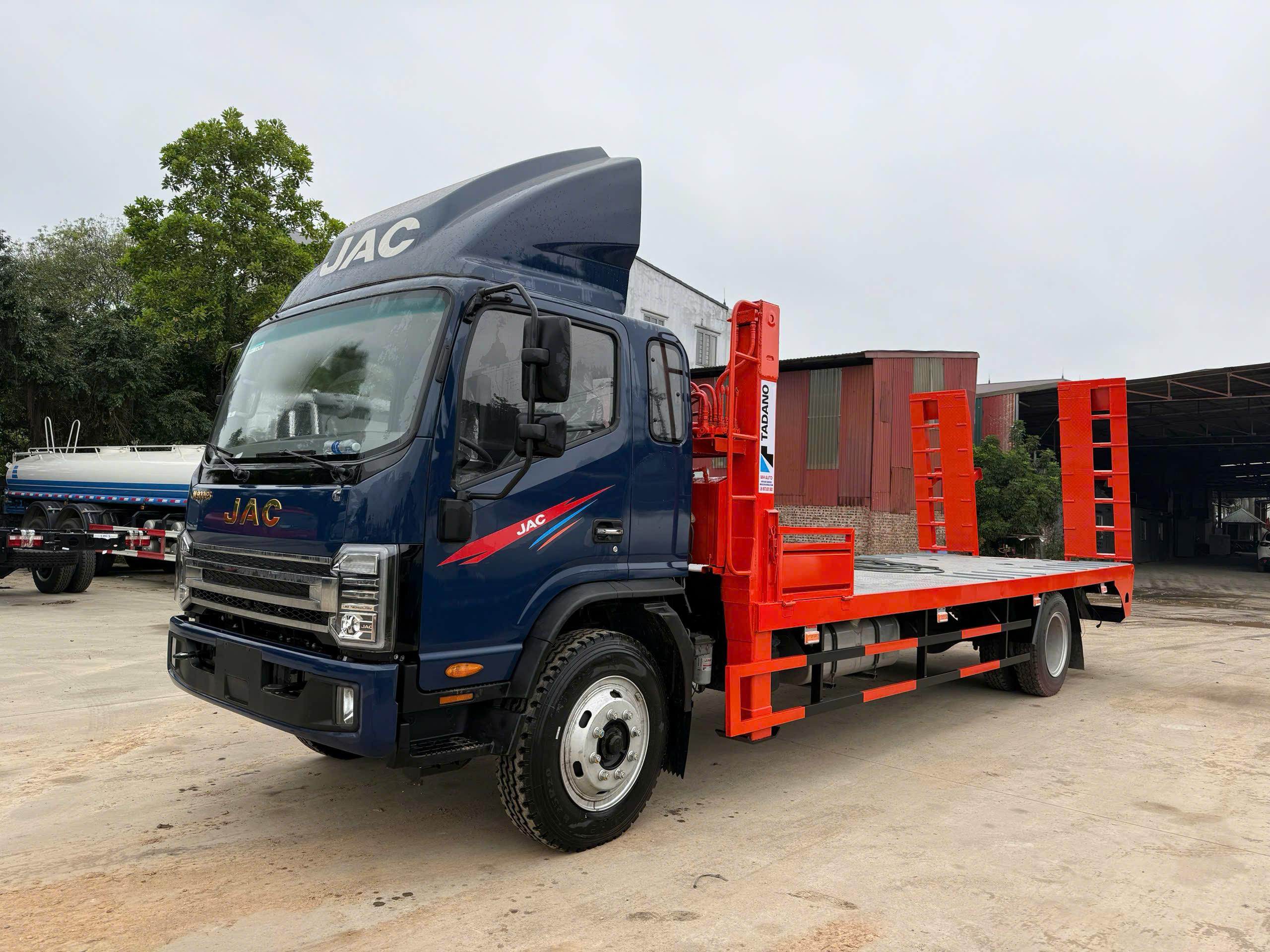 sieu pham jac n900 – san xe san phieu giao ngay