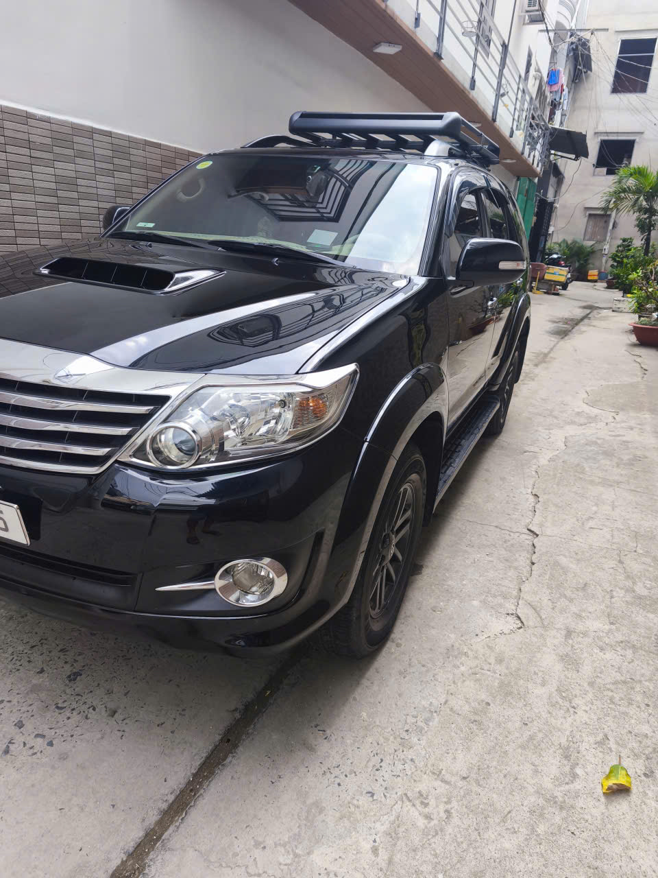 toyota fortuner 2016  suv mau den
