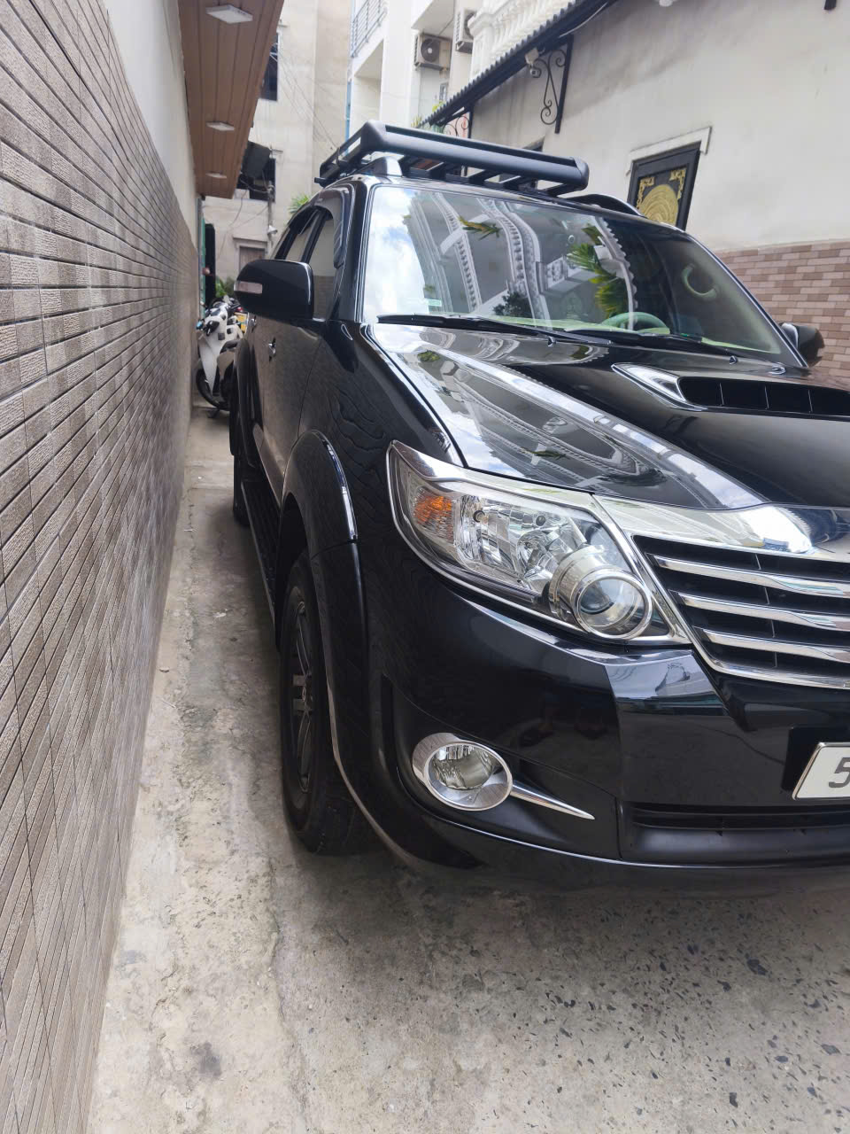 toyota fortuner 2016  suv mau den