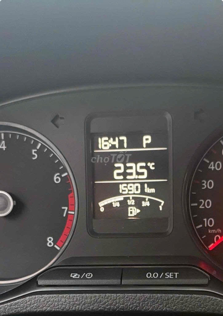 volkswagen polo 2022 do 15000- 450 trieu