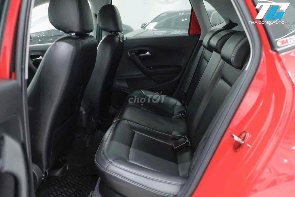 volkswagen polo 2022 do 15000- 450 trieu