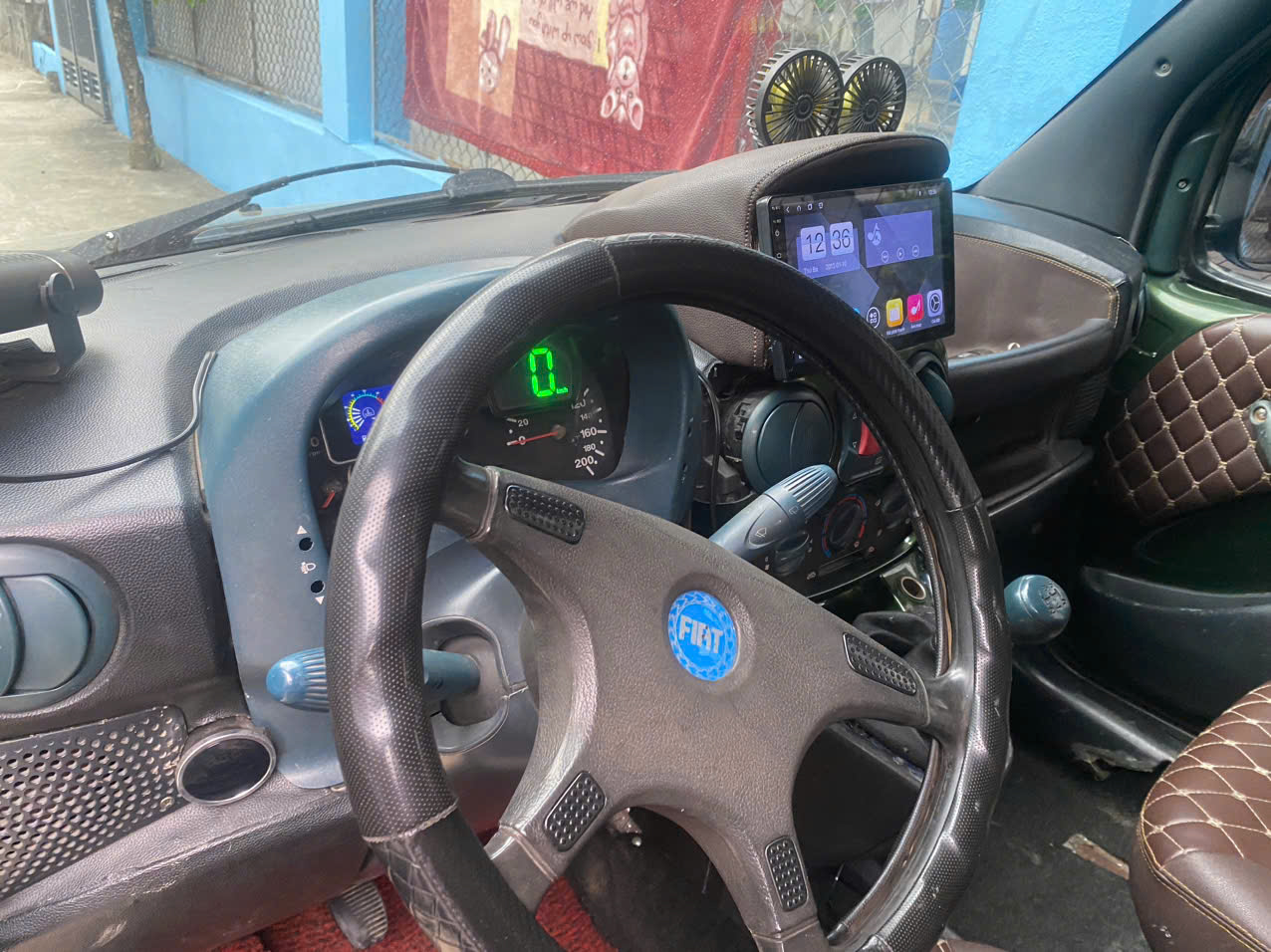 xe gia dinh chinh chu can ban fiat 7
