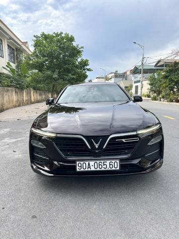 VinFast Lux A 2.0 bản Full￼,bản cao nhất luôn .